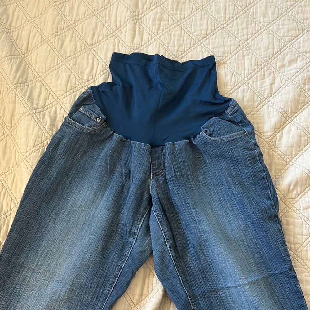 Oh Baby by Motherhood maternity capri pants size XL